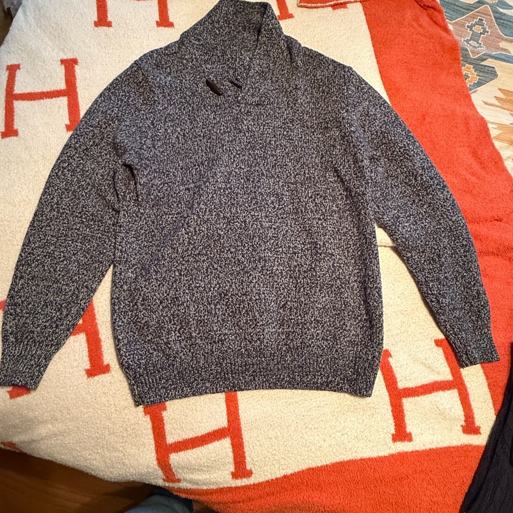 Men's Old Navy Sweater w/ Toggle Button
